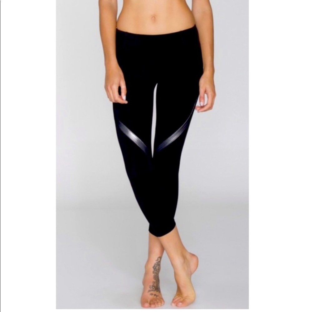 Splits59 Nova Capri Leggings.